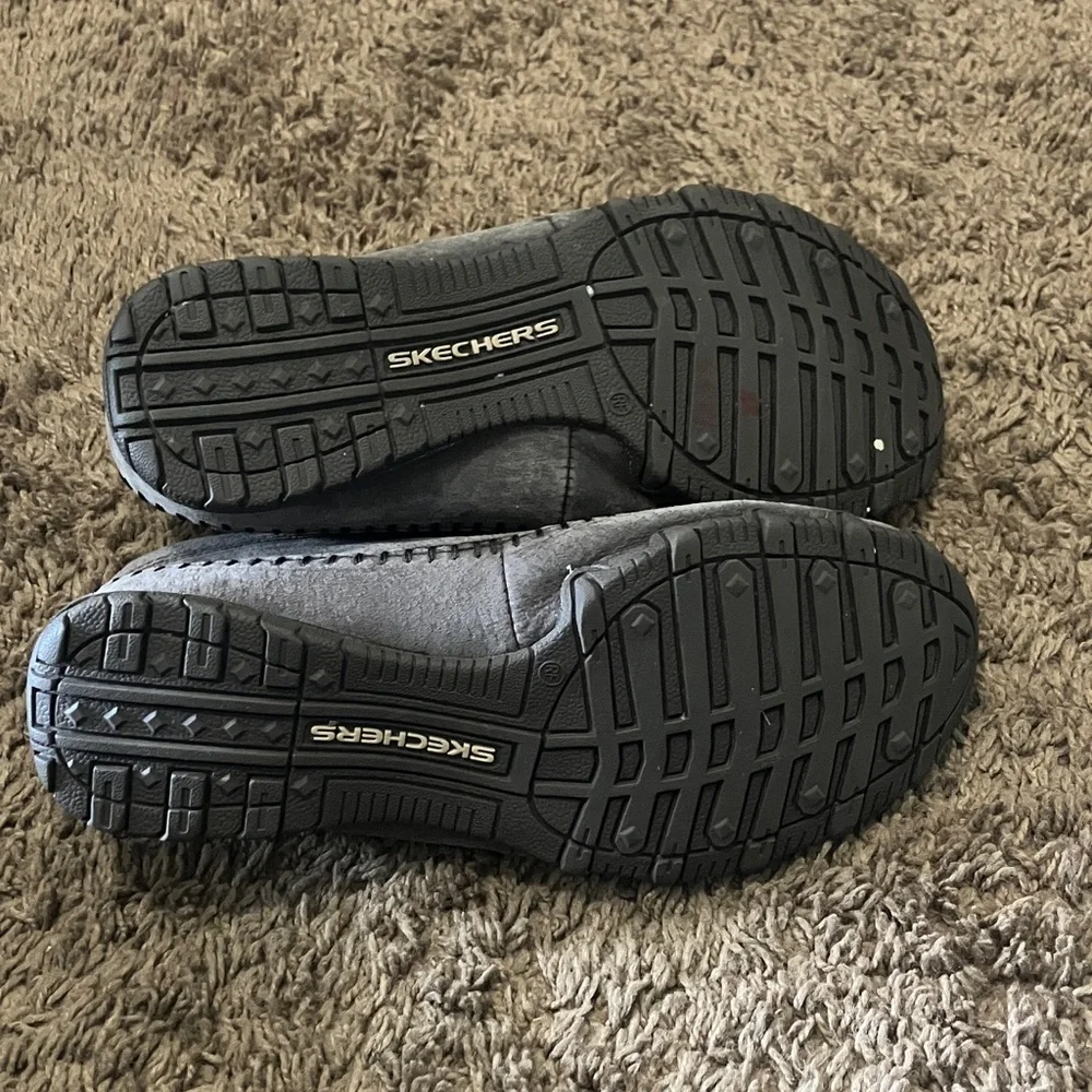 Skechers good preloved
